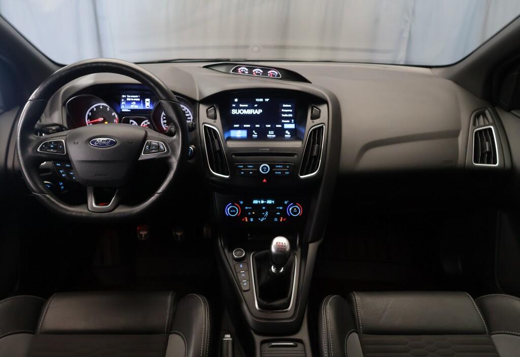 FORD Focus 9