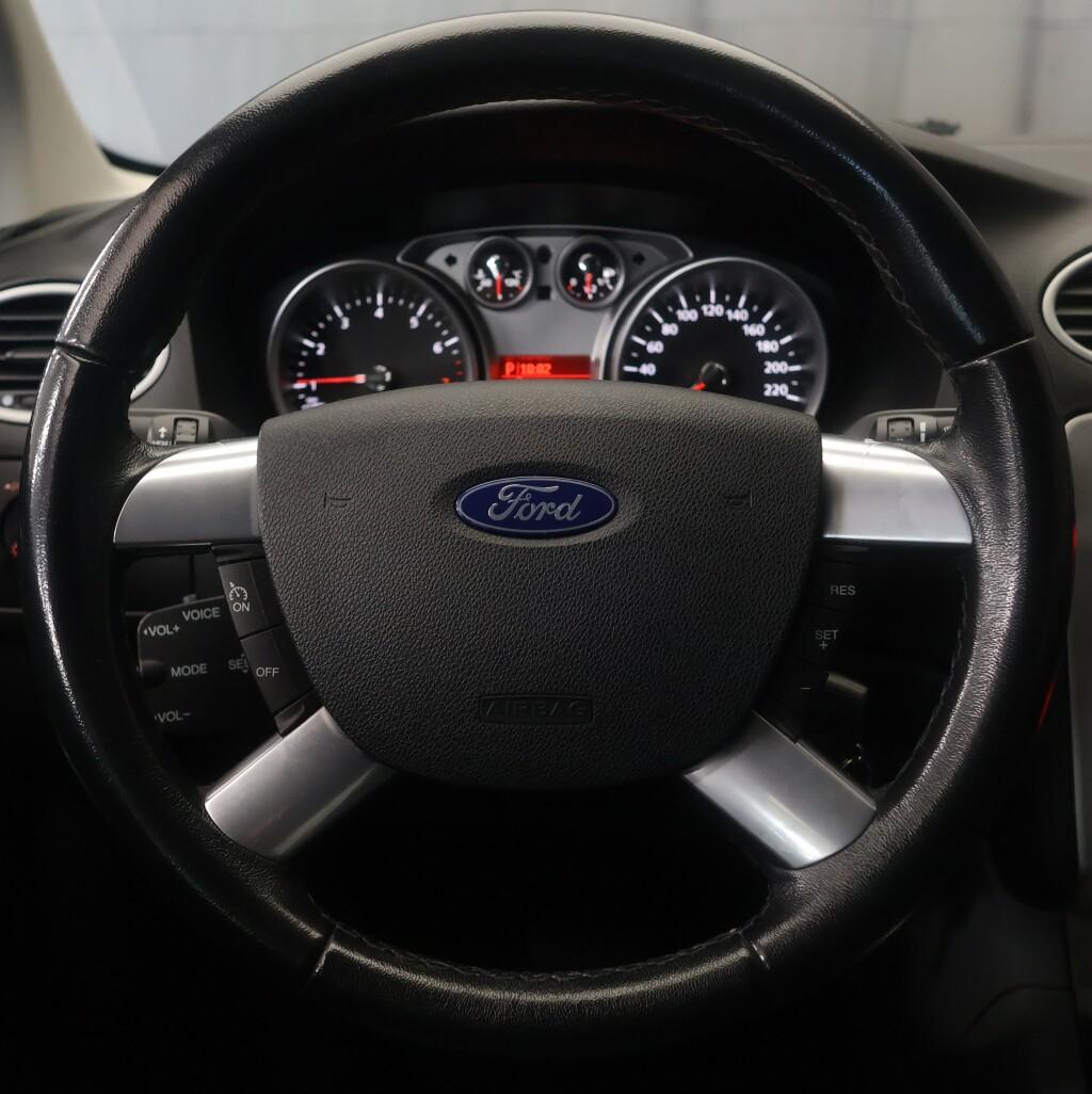 FORD Focus 14