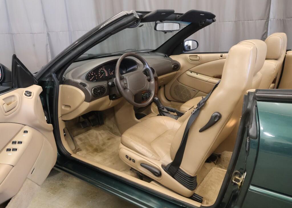 CHRYSLER Stratus 9