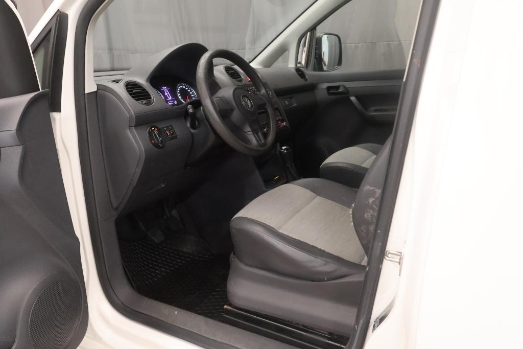 VOLKSWAGEN Caddy Maxi 9