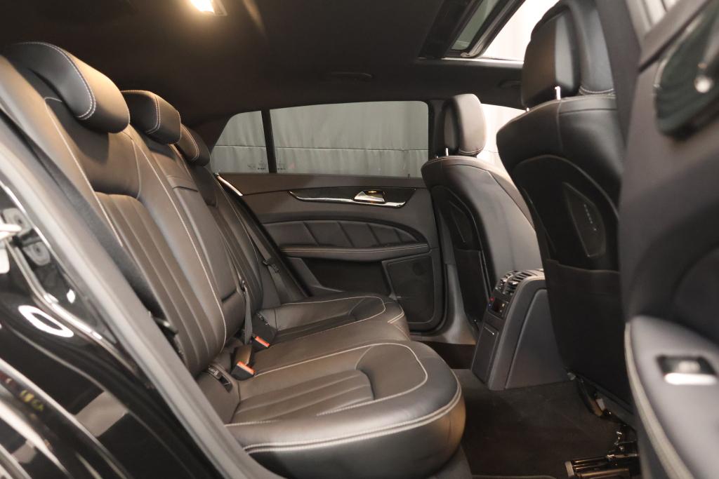 MERCEDES-BENZ CLS 15