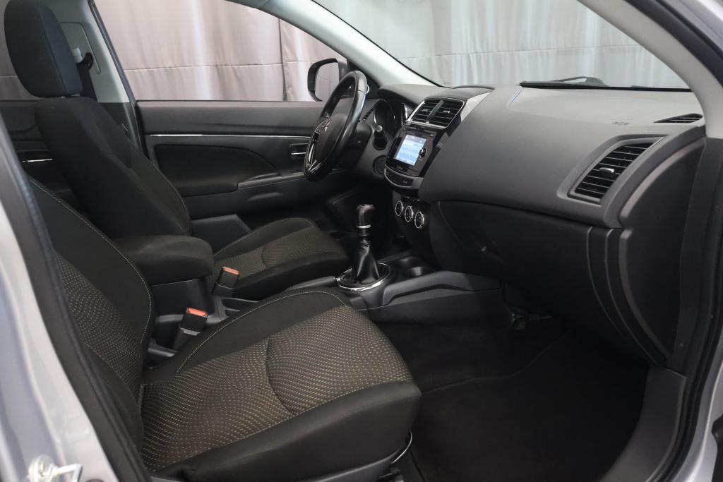 MITSUBISHI ASX 12