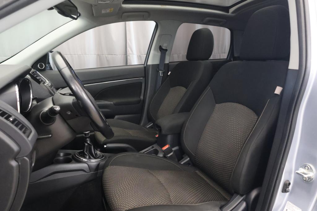 MITSUBISHI ASX 9