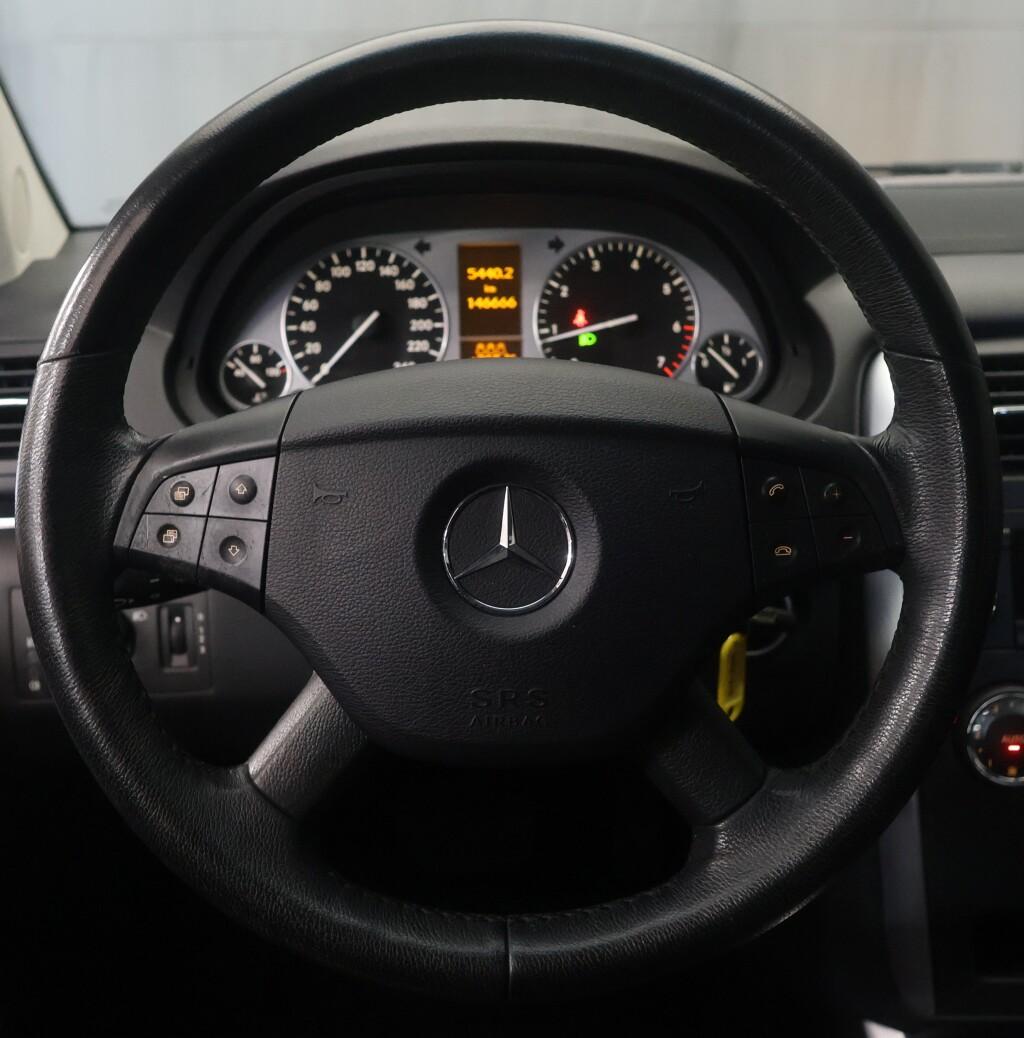 MERCEDES-BENZ B 14