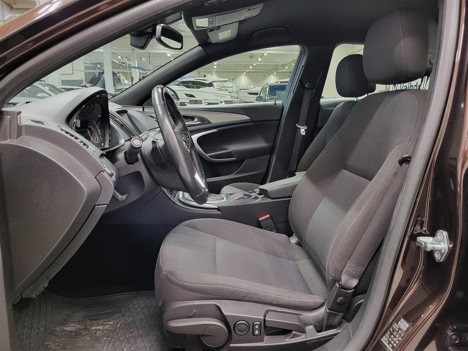 OPEL Insignia 2014