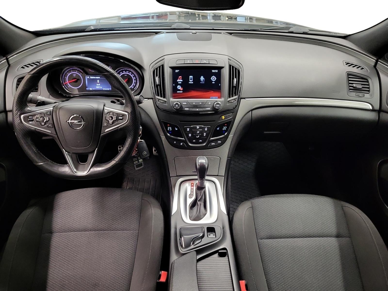 OPEL Insignia 2014