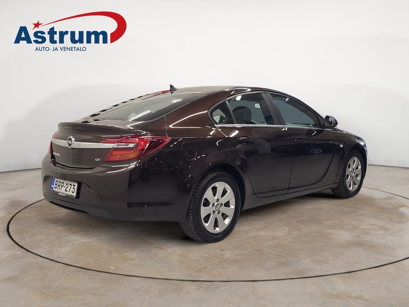 OPEL Insignia 2014