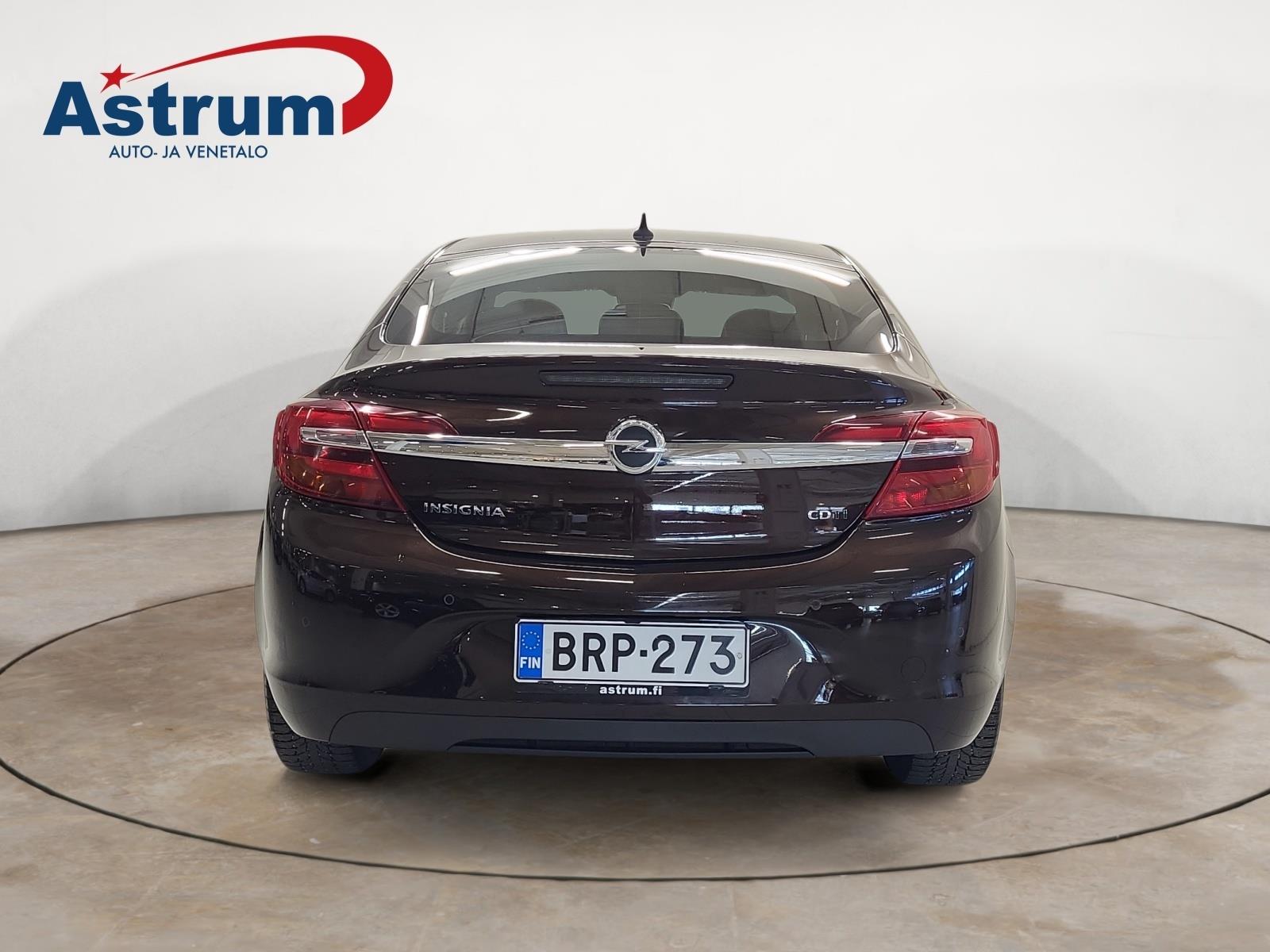 OPEL Insignia 2014