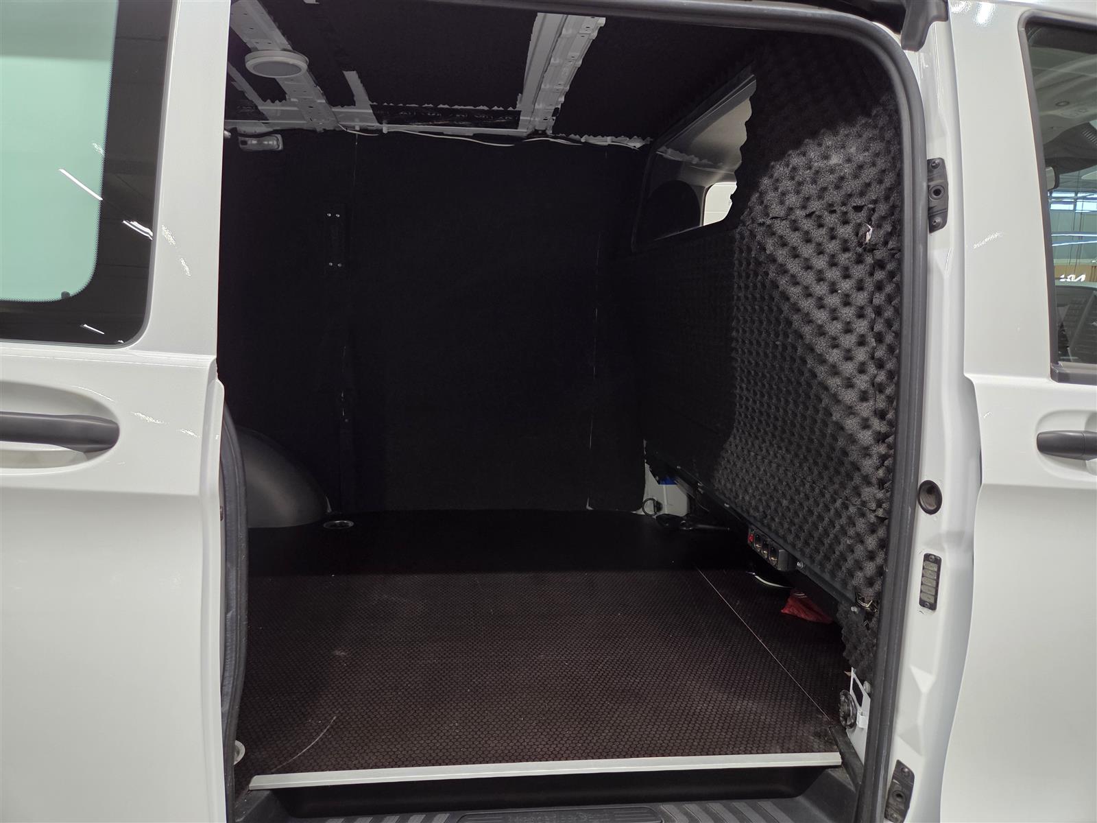 MERCEDES-BENZ VITO 2017