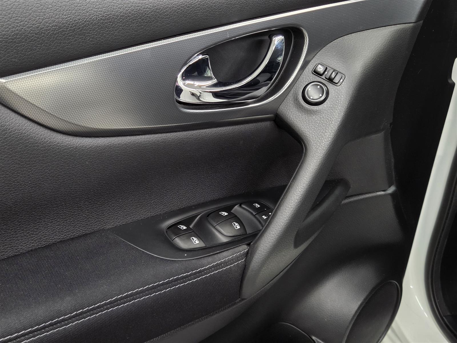 NISSAN Qashqai 2019
