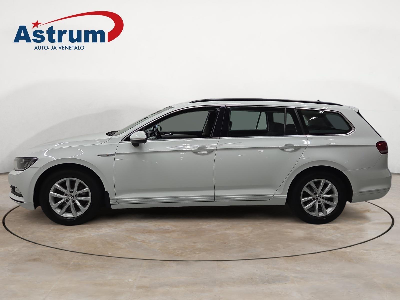 VOLKSWAGEN PASSAT 2016