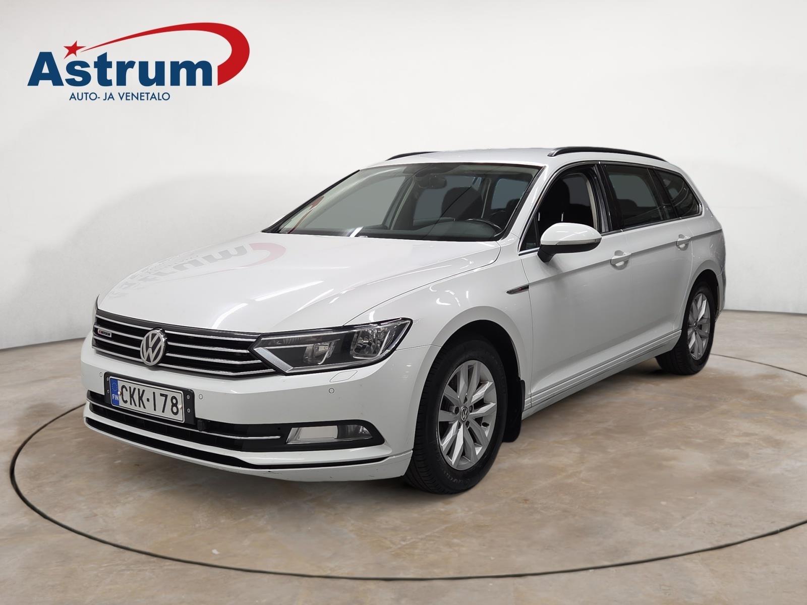 VOLKSWAGEN PASSAT 2016