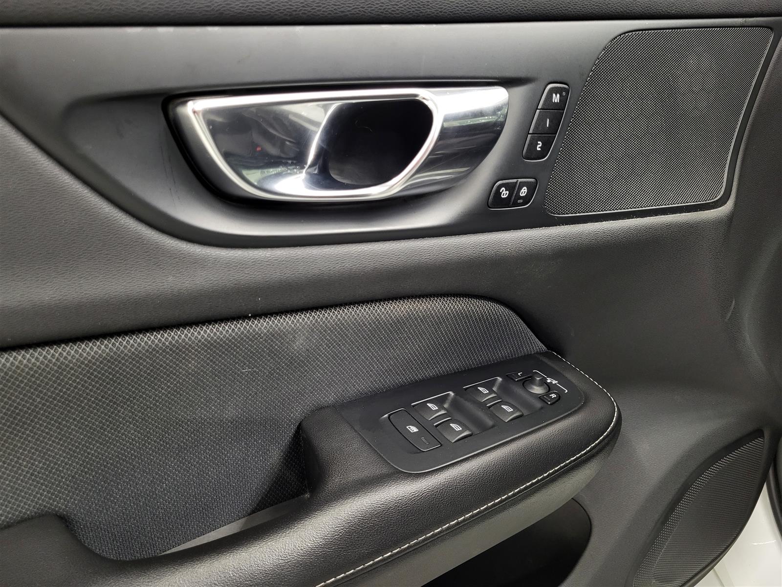 VOLVO V60 2019