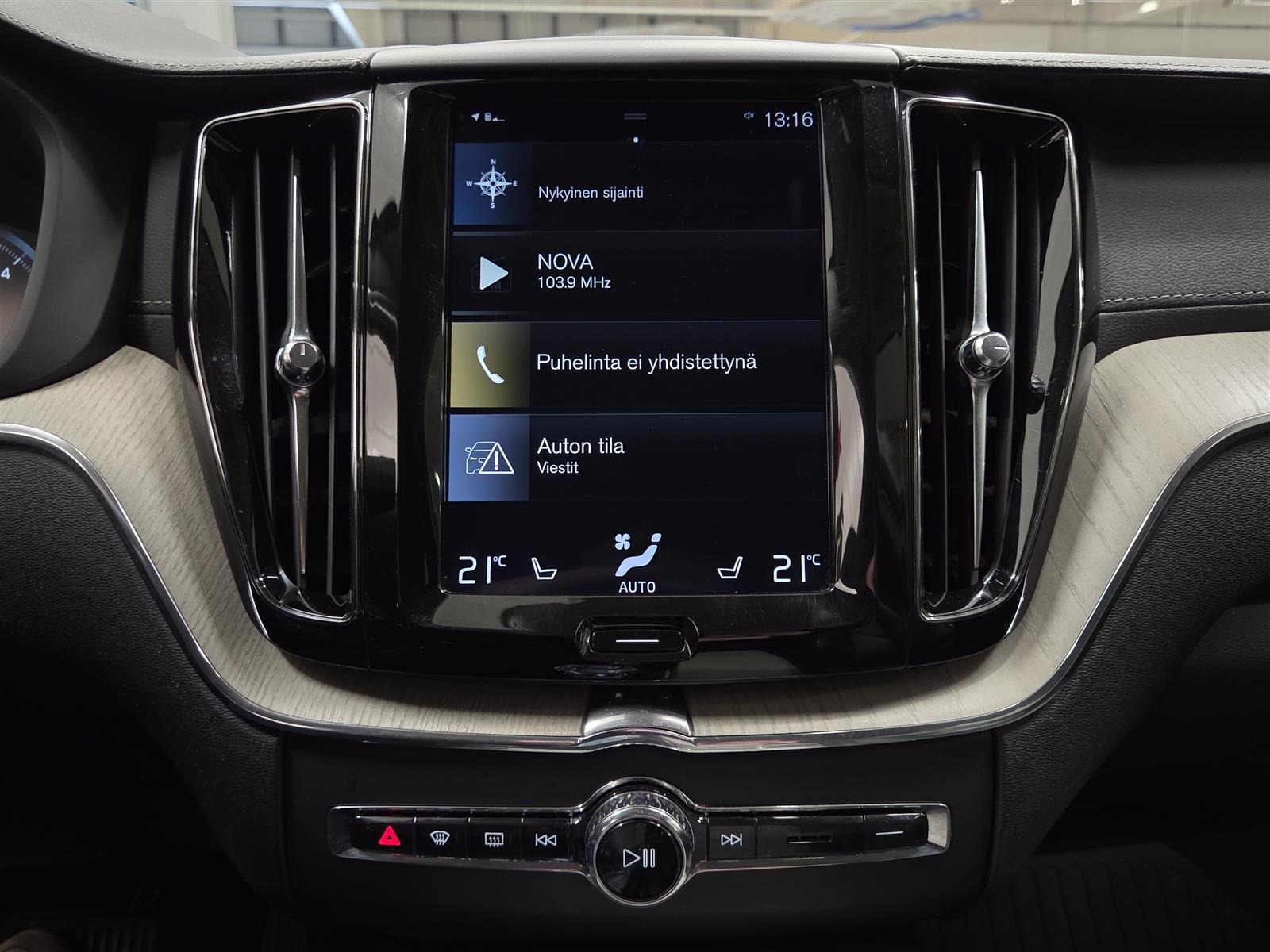 VOLVO XC60 2020