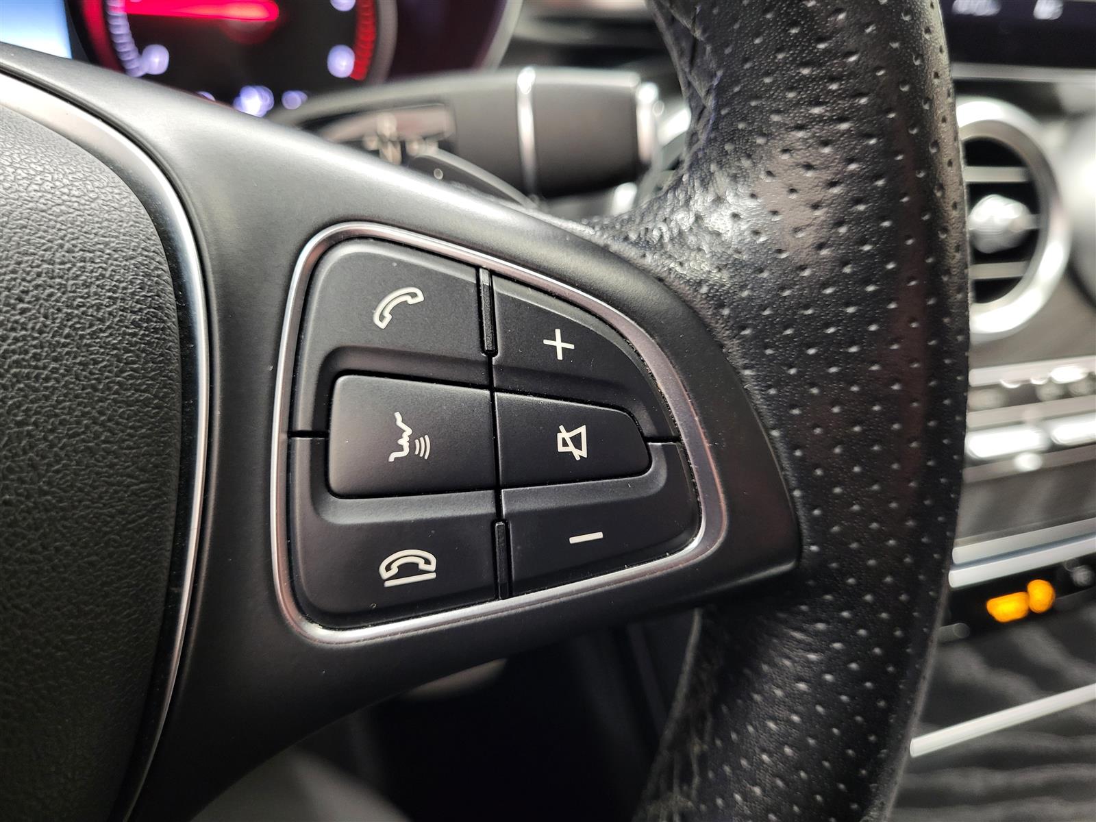 MERCEDES-BENZ C 2018