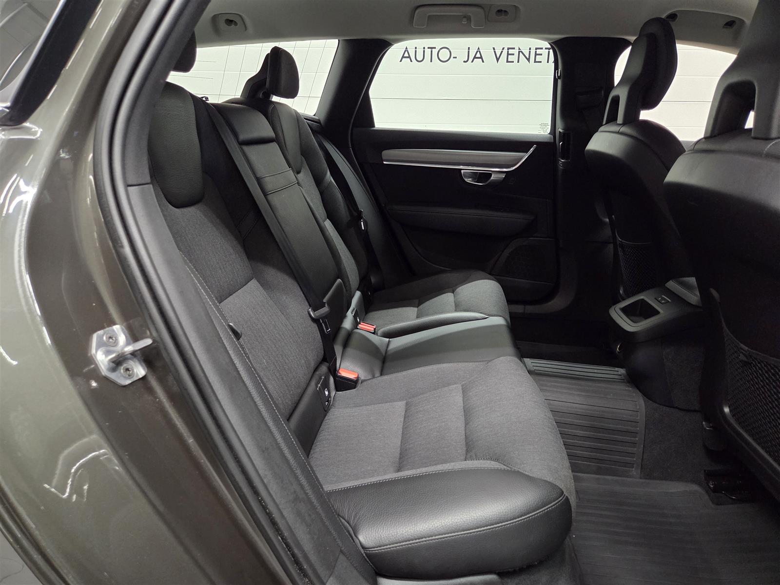 VOLVO V90 2018