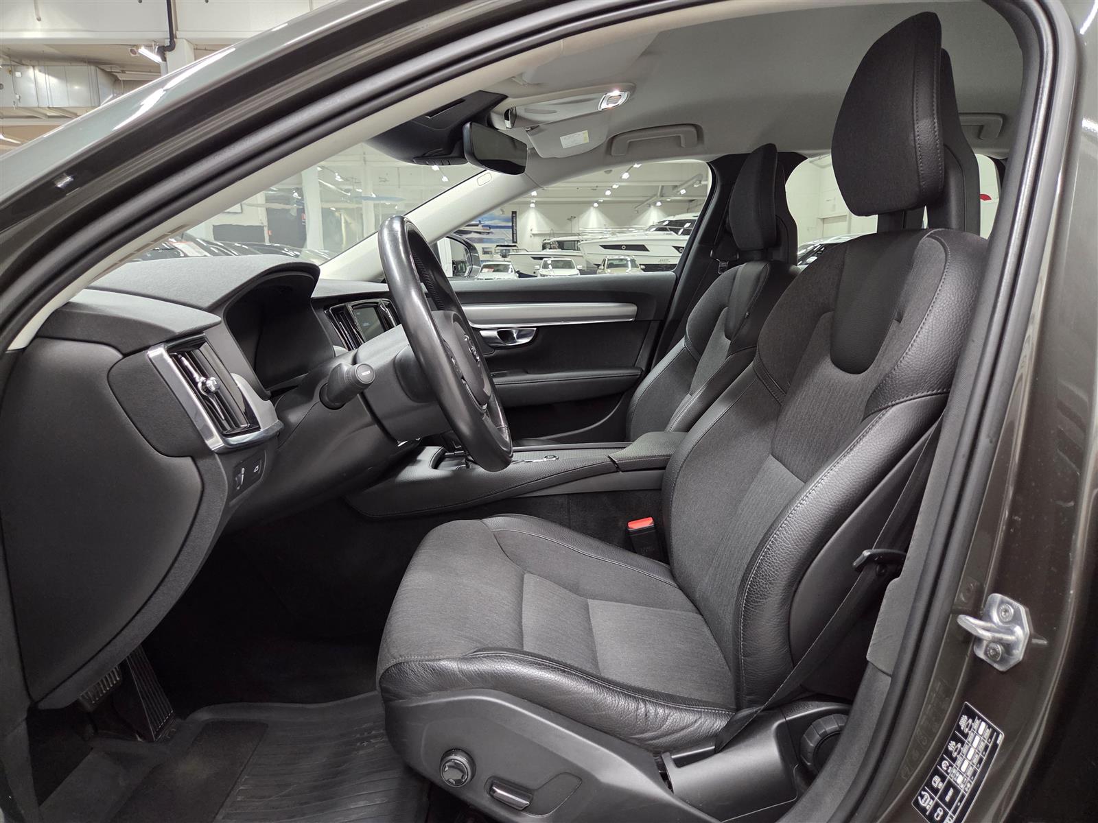 VOLVO V90 2018