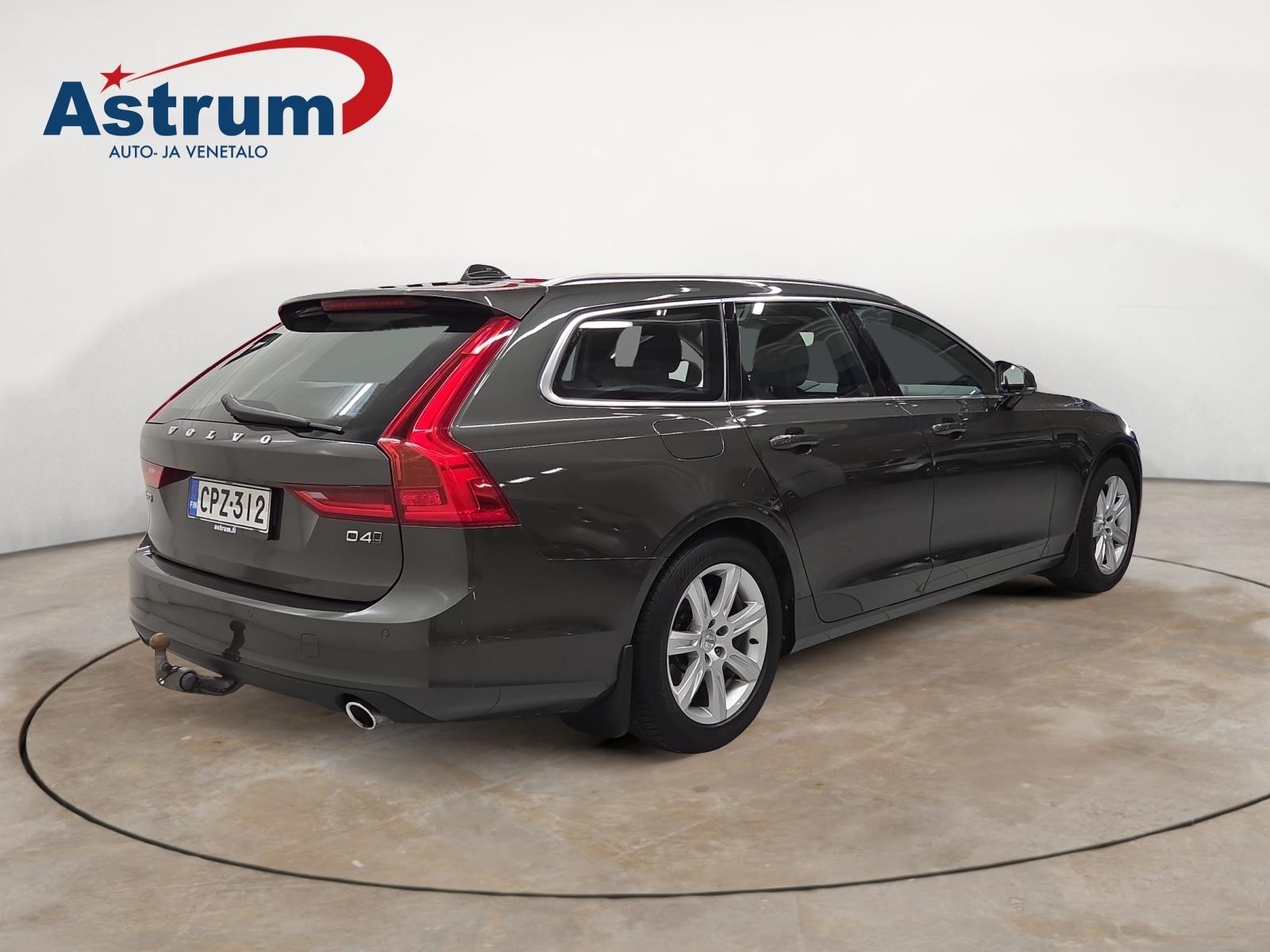 VOLVO V90 2018
