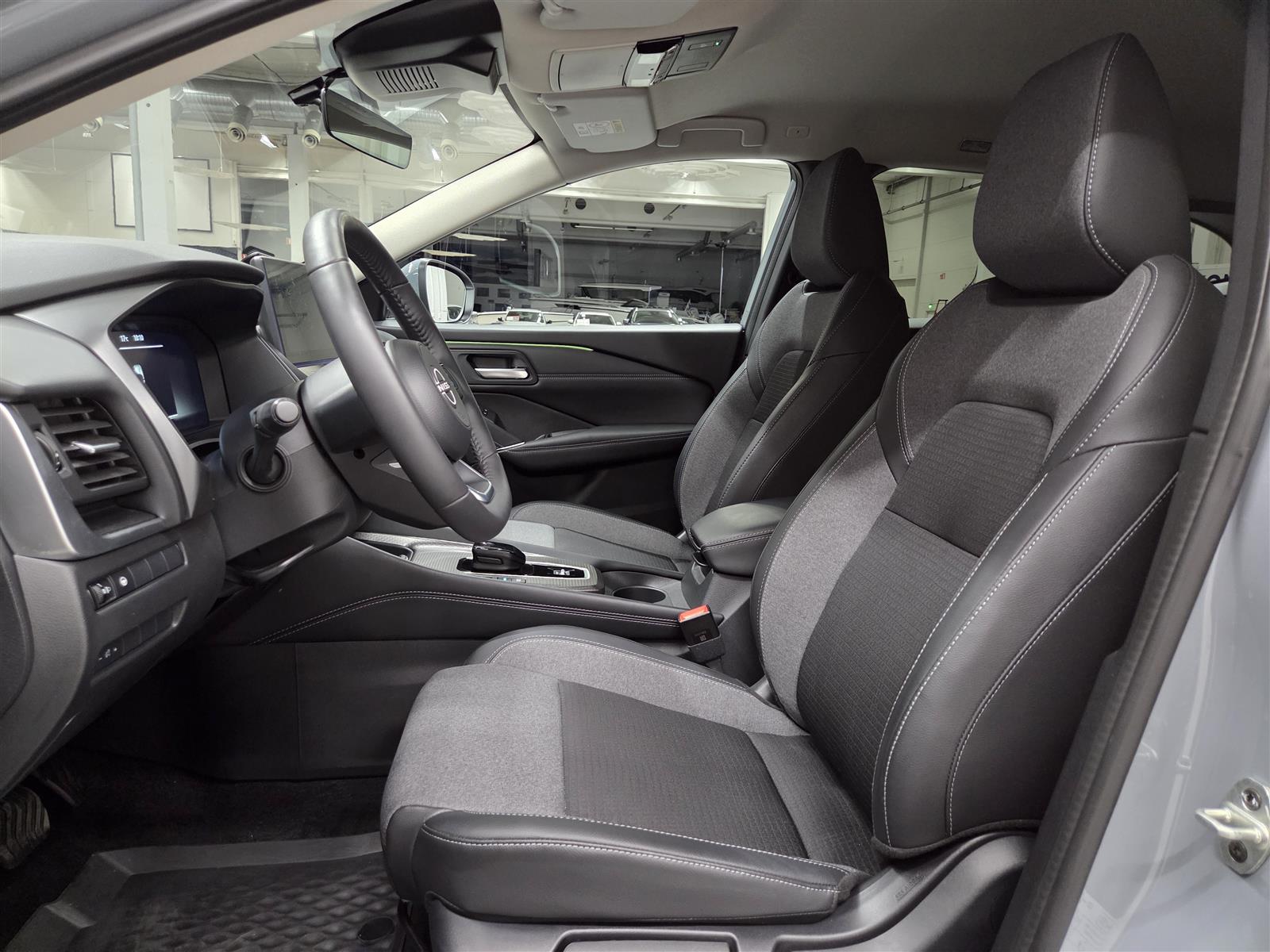 NISSAN Qashqai 2025