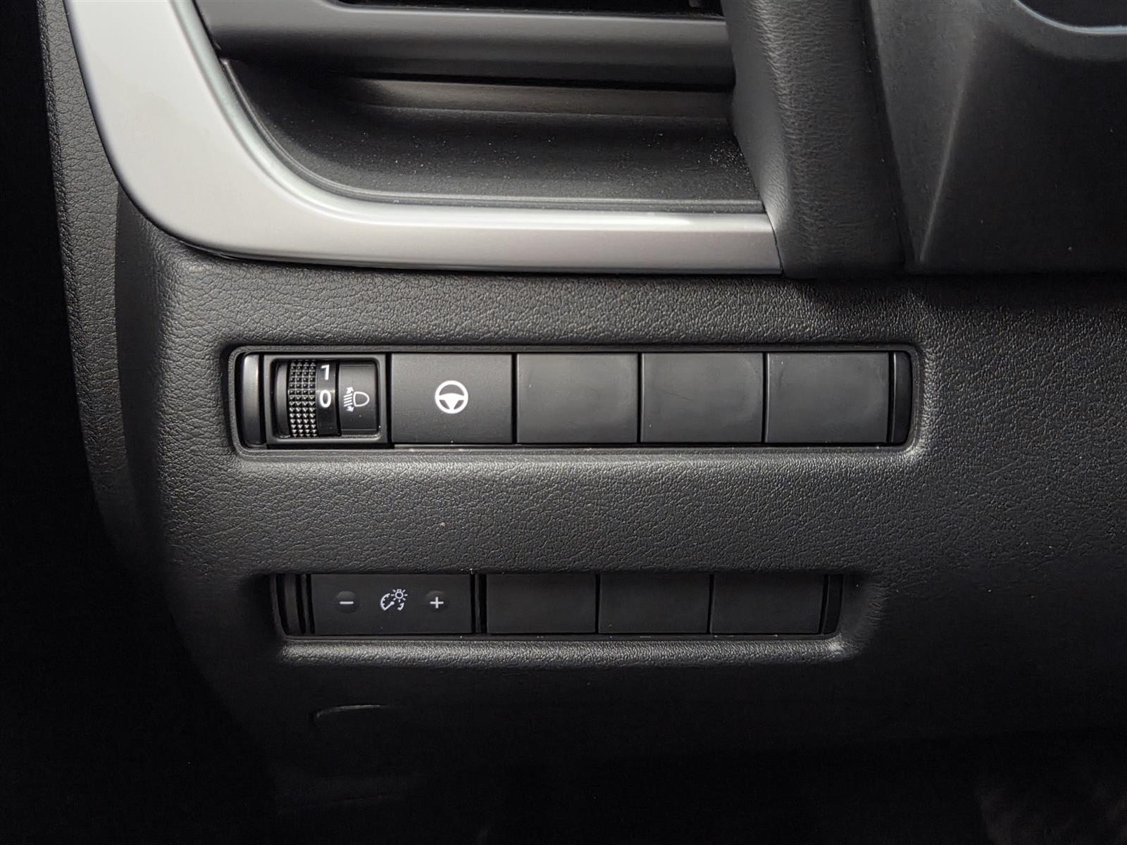 NISSAN Qashqai 2025