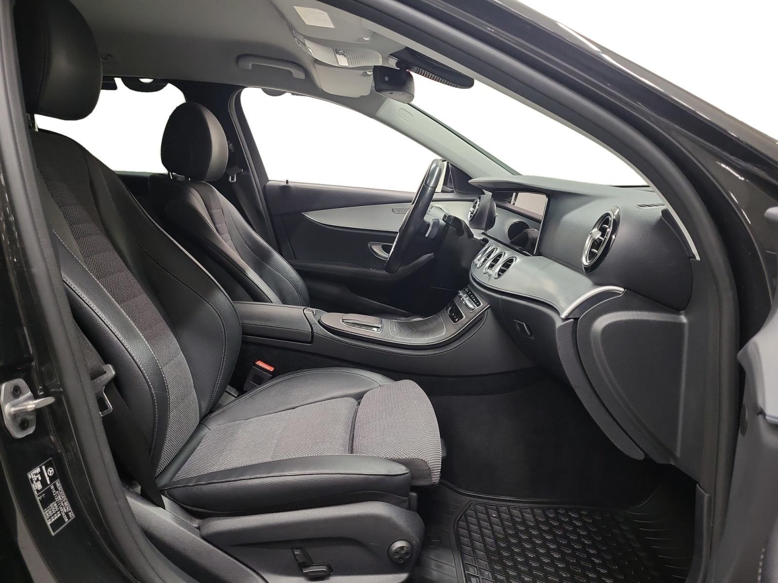 MERCEDES-BENZ E 2021