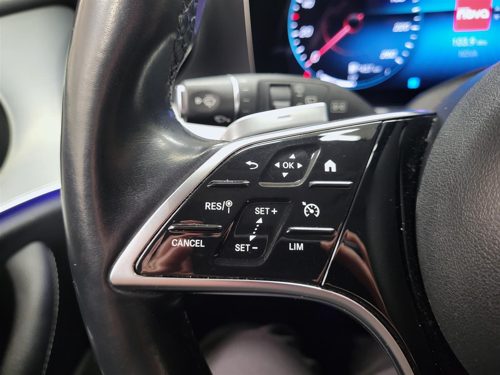 MERCEDES-BENZ E 2021