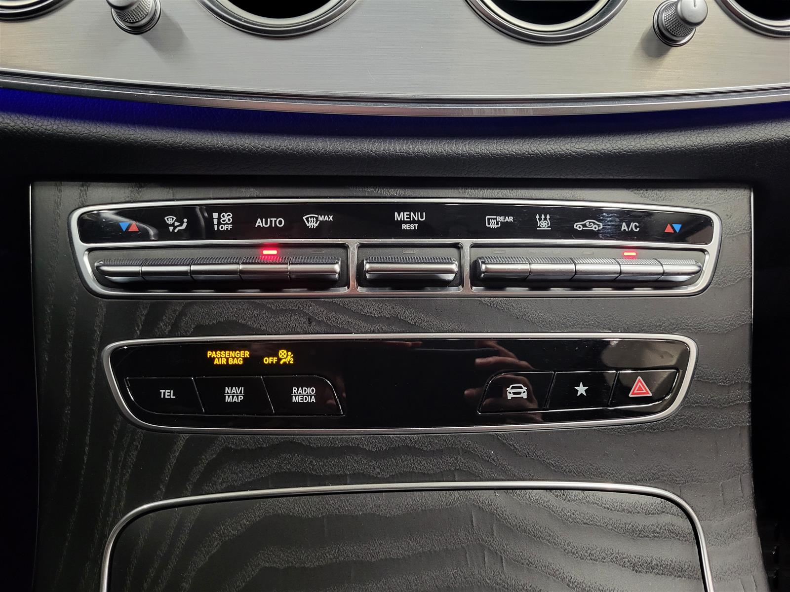 MERCEDES-BENZ E 2021