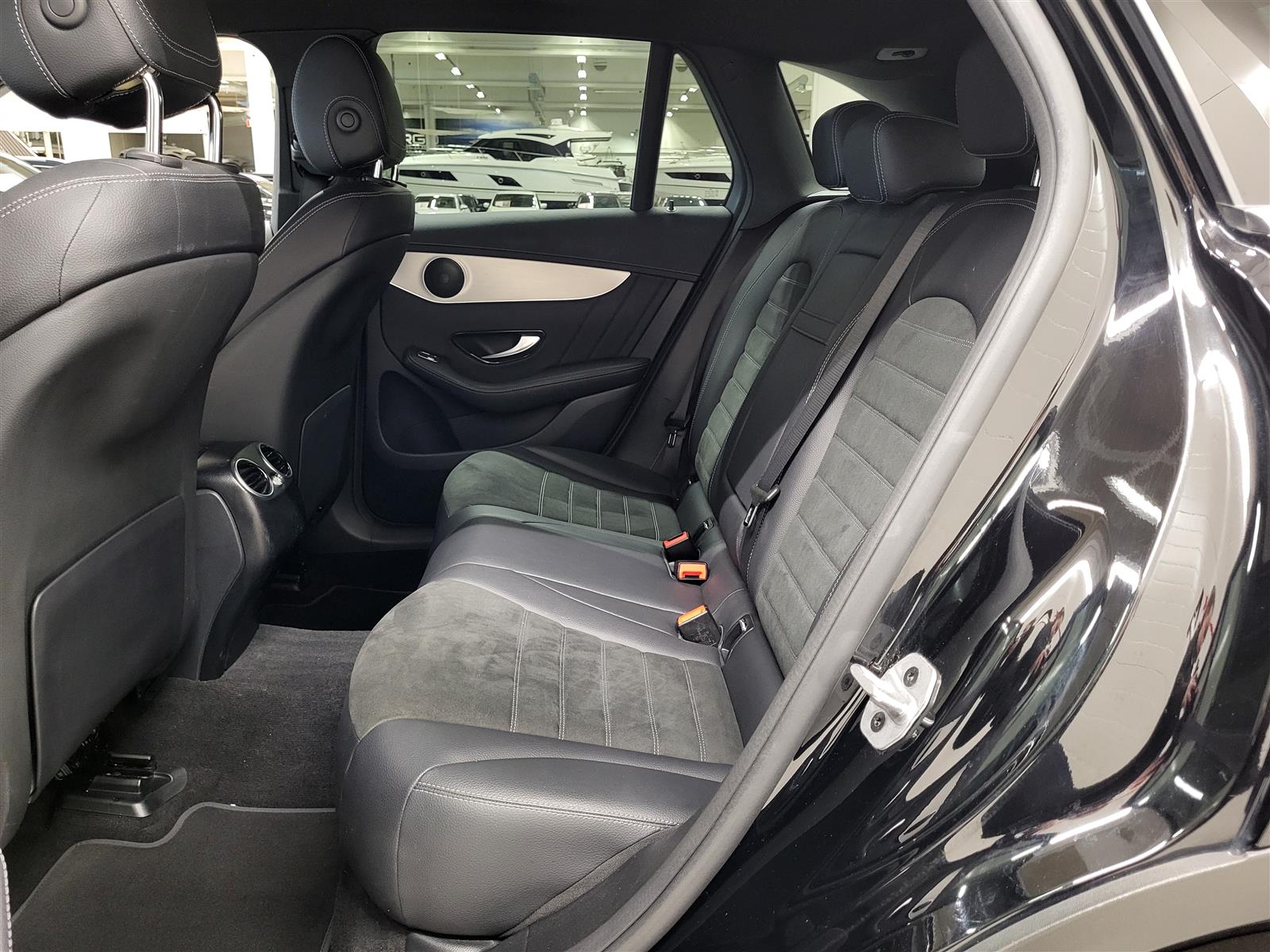 MERCEDES-BENZ GLC 2022