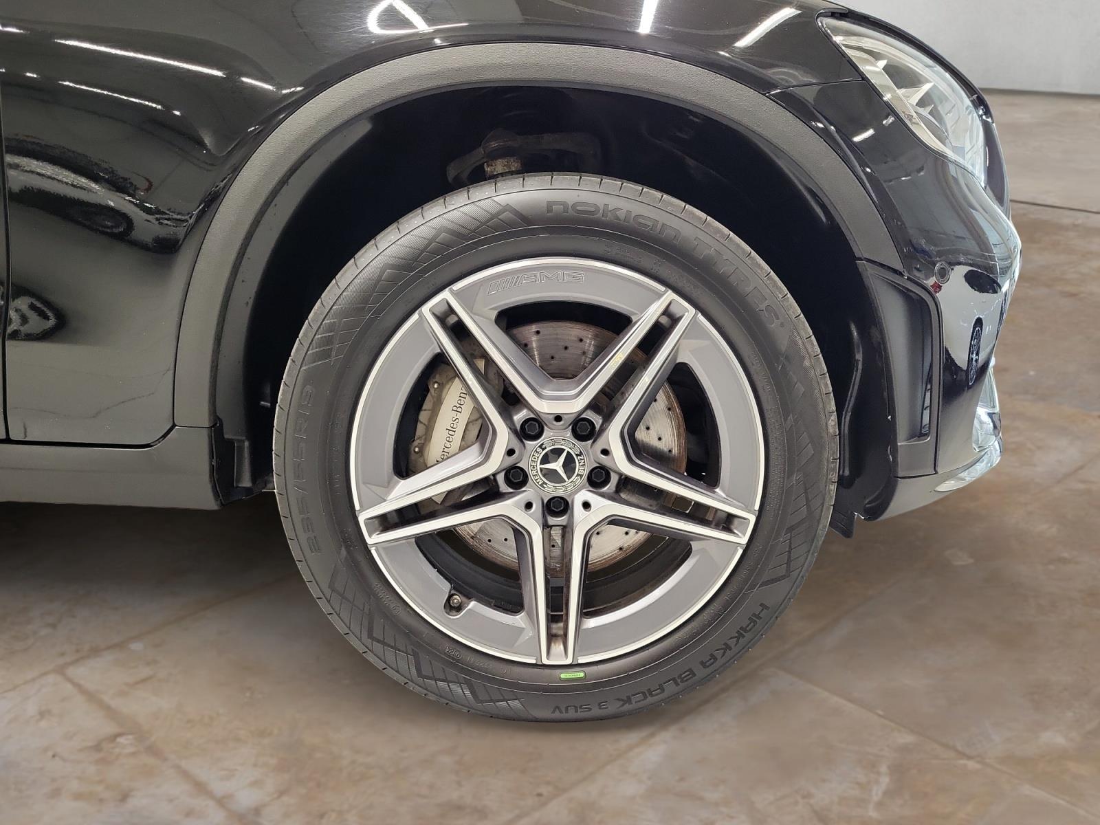 MERCEDES-BENZ GLC 2022