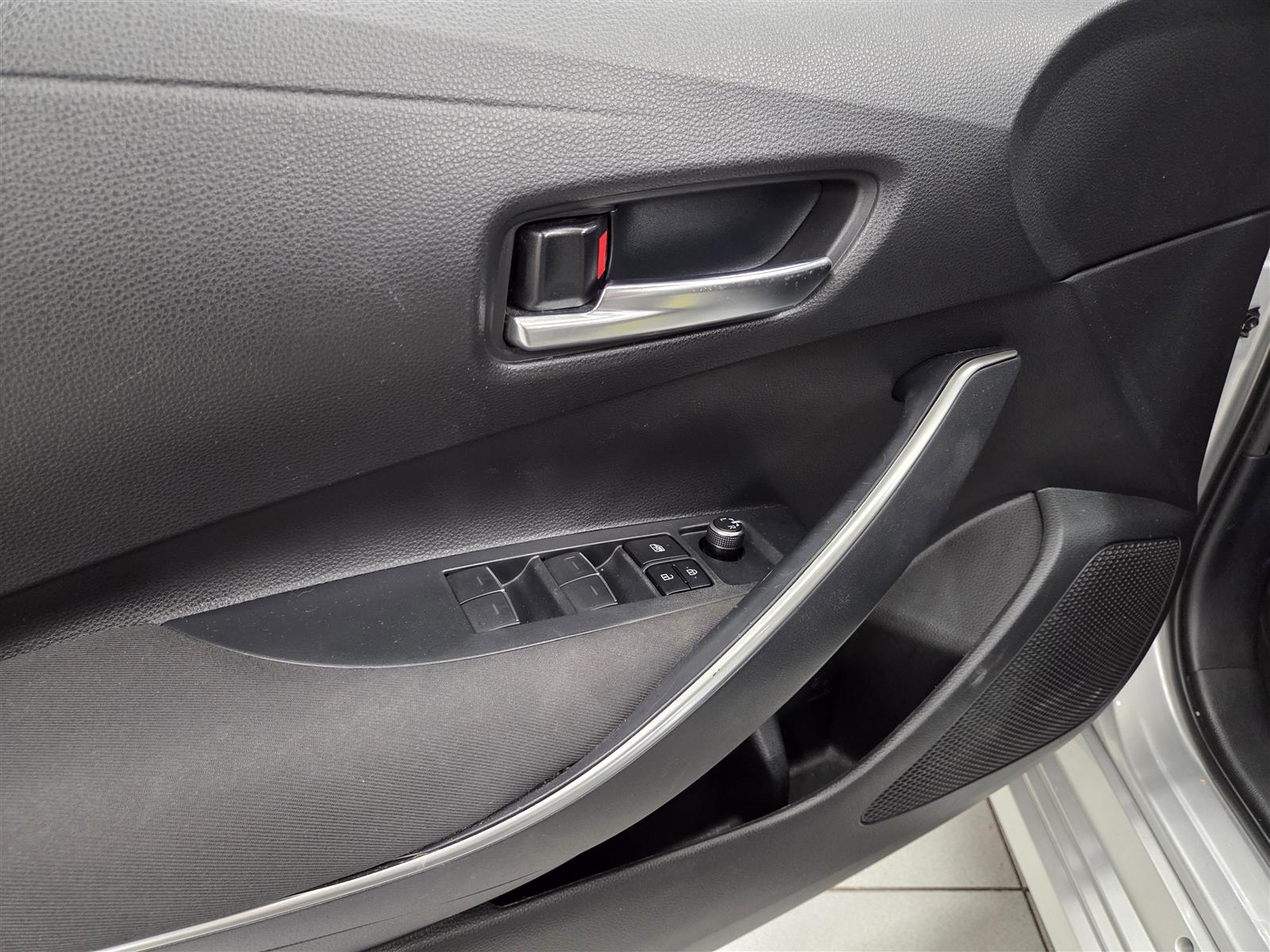 TOYOTA COROLLA 2019