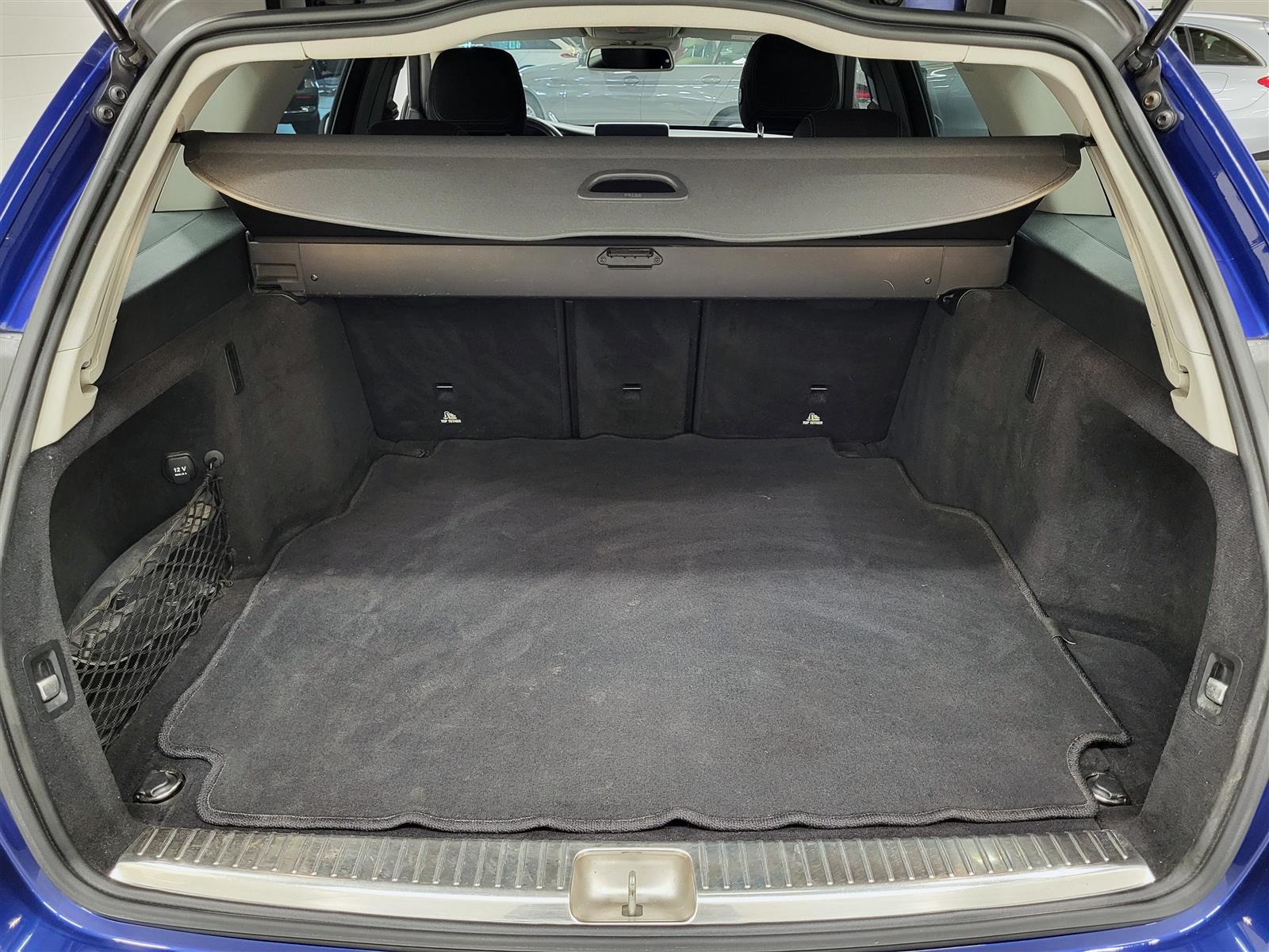 MERCEDES-BENZ C 2015