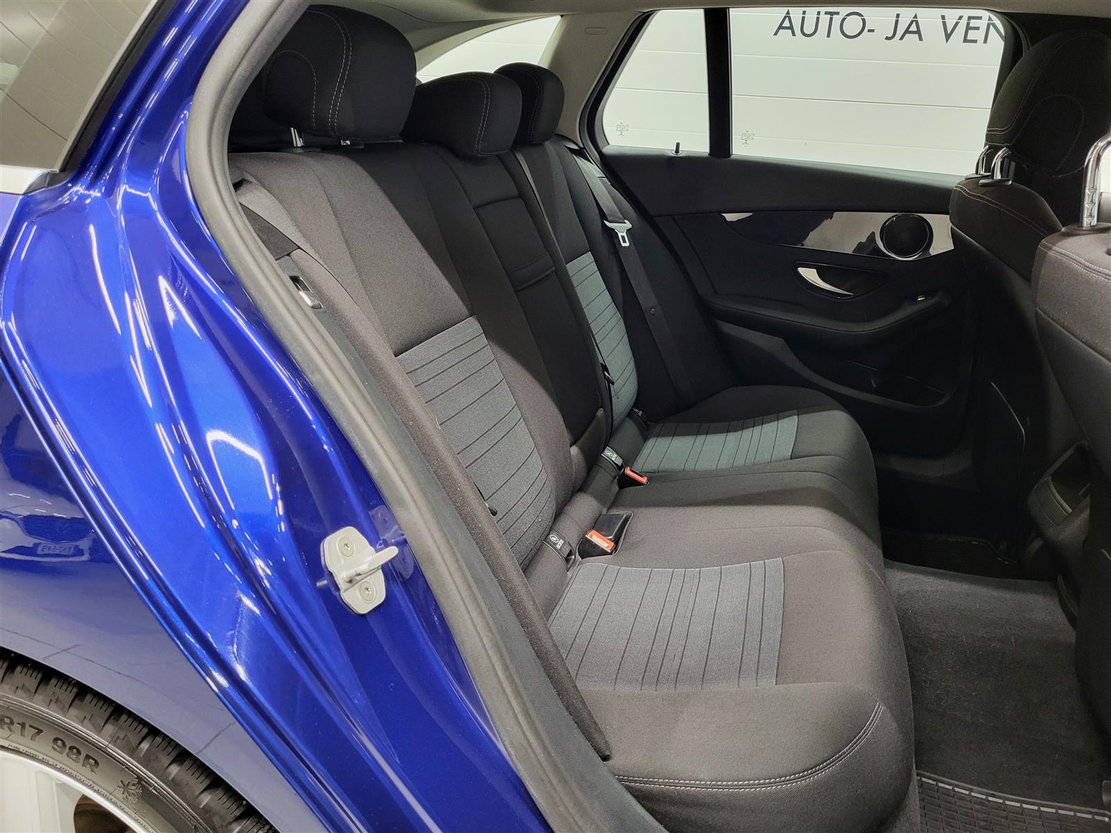 MERCEDES-BENZ C 2015