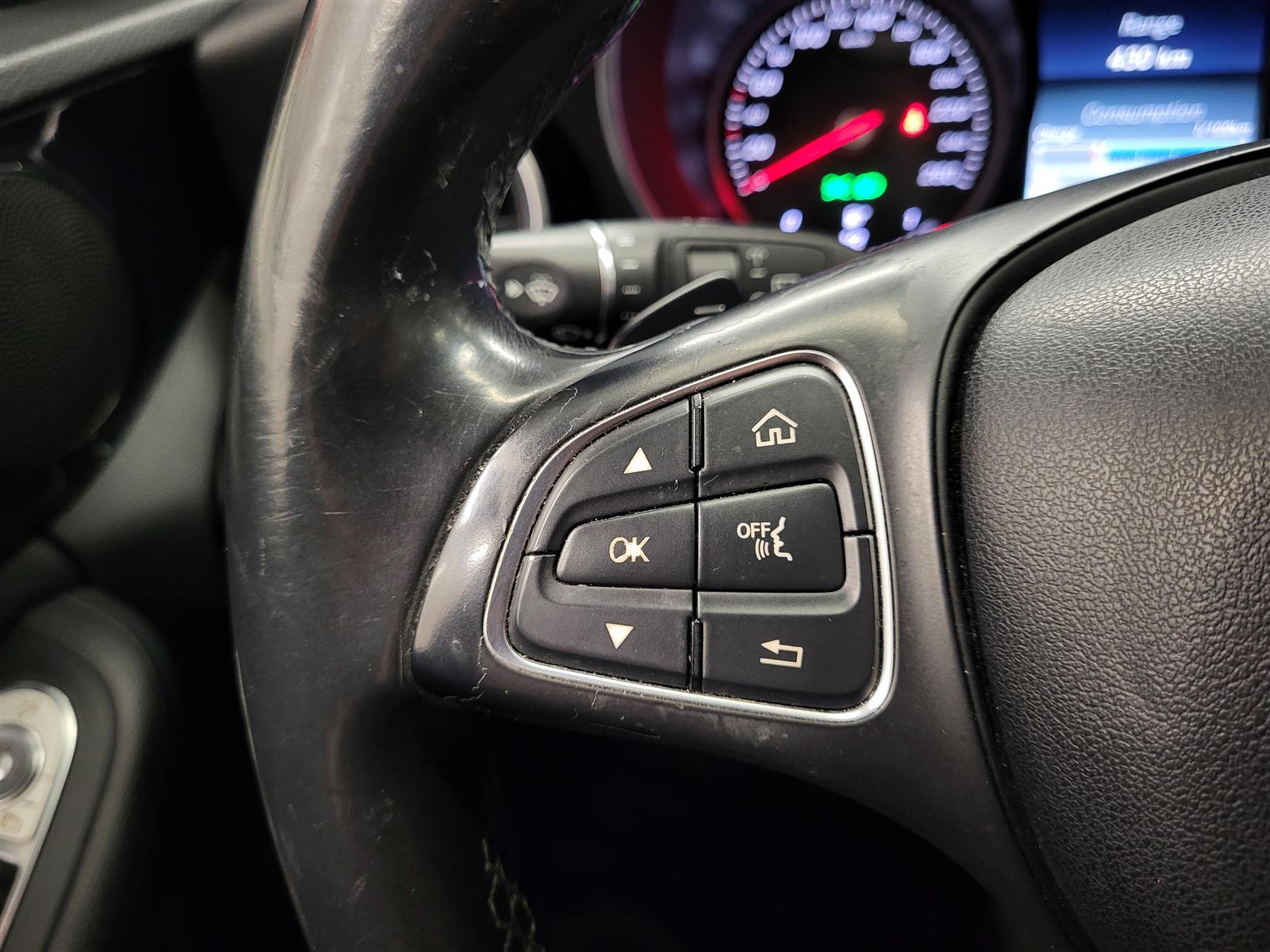 MERCEDES-BENZ C 2015