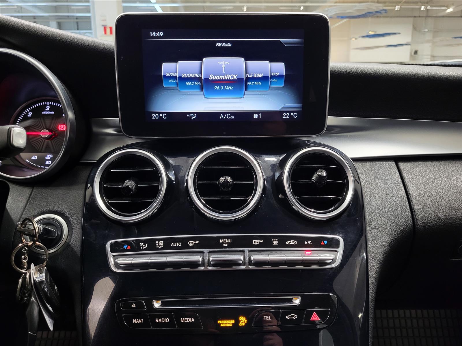 MERCEDES-BENZ C 2015