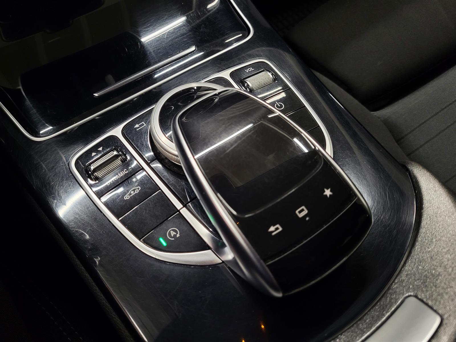 MERCEDES-BENZ C 2015