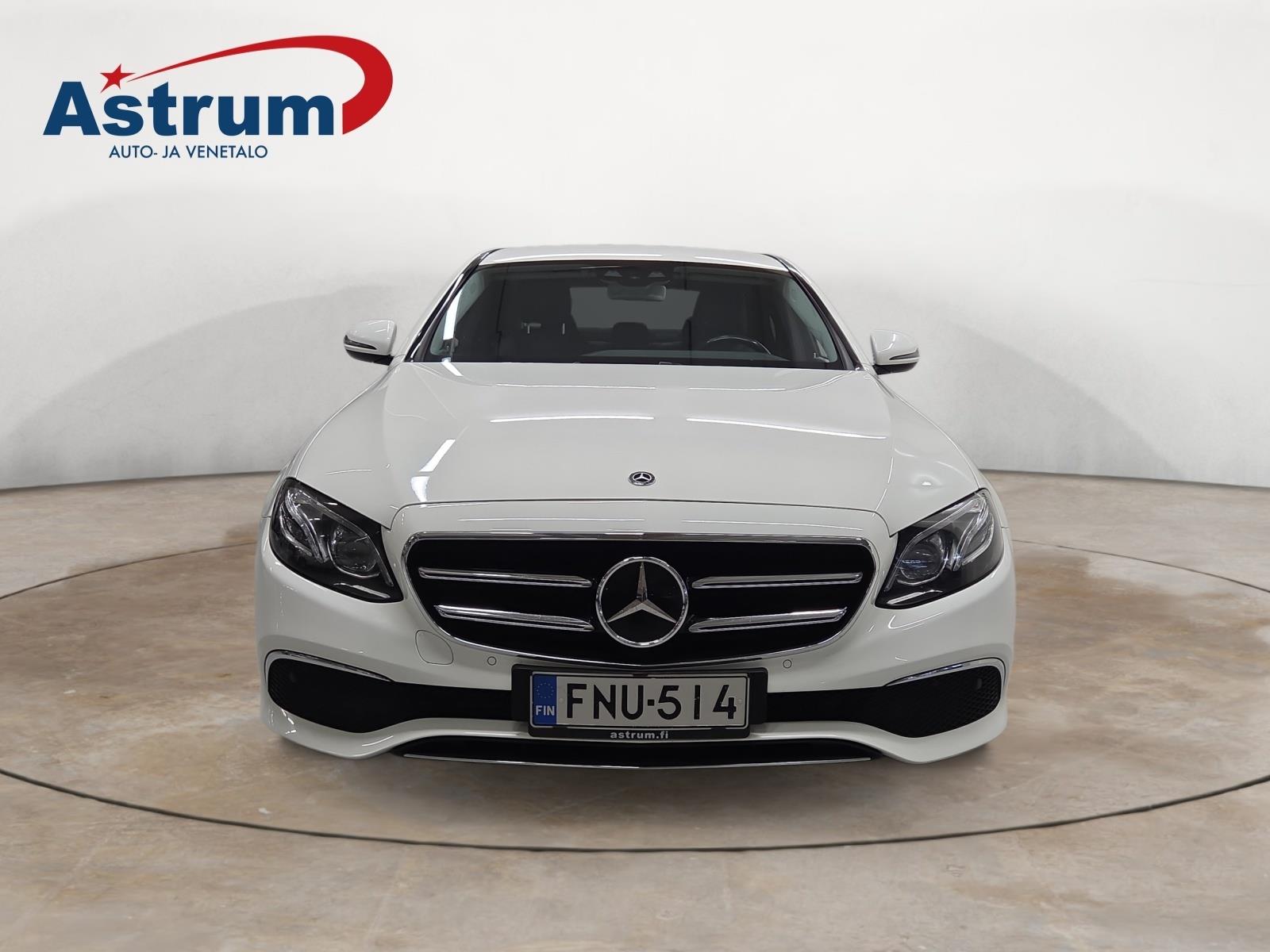 MERCEDES-BENZ E 2019