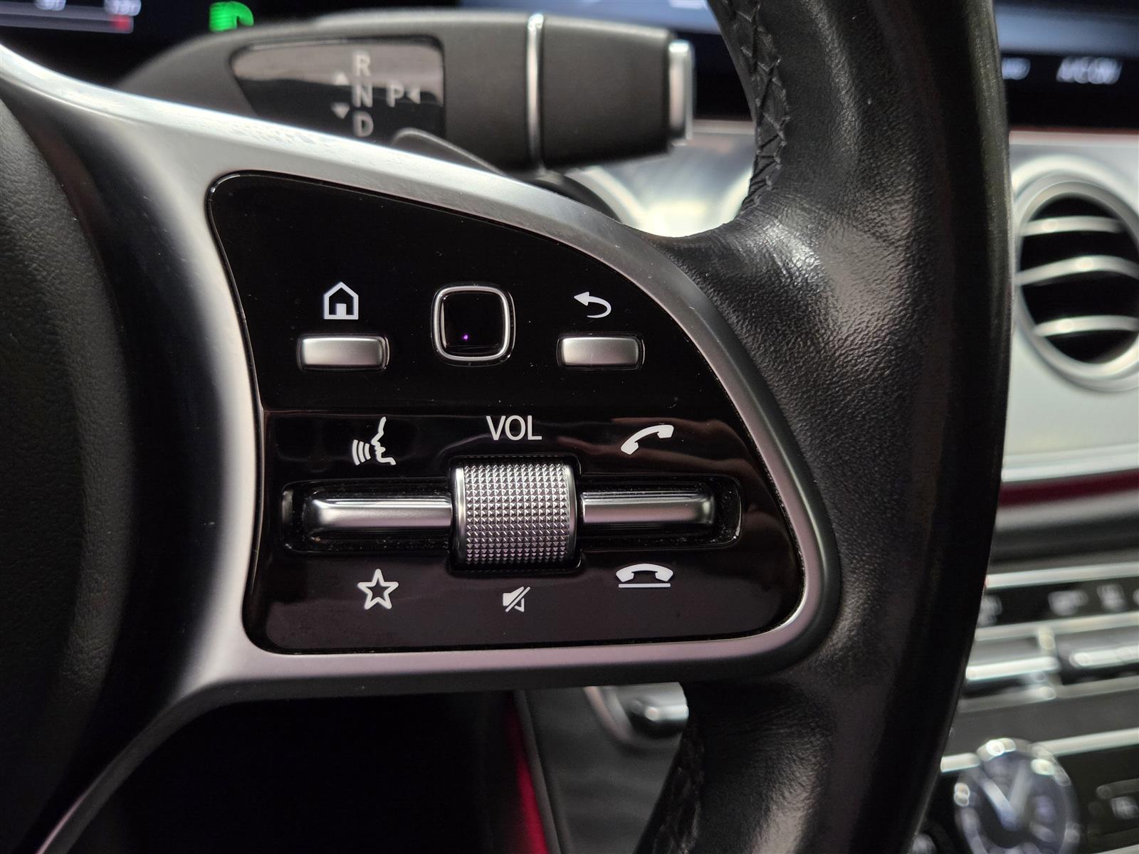 MERCEDES-BENZ E 2019