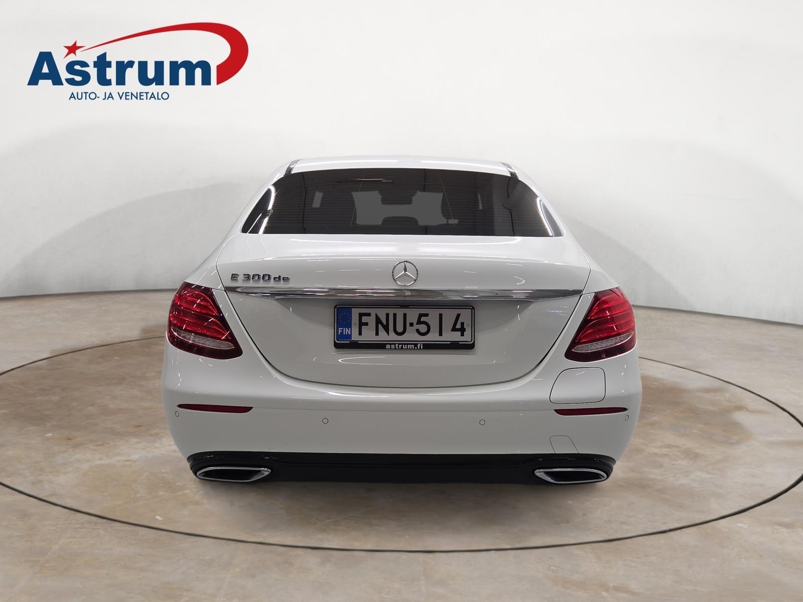 MERCEDES-BENZ E 2019