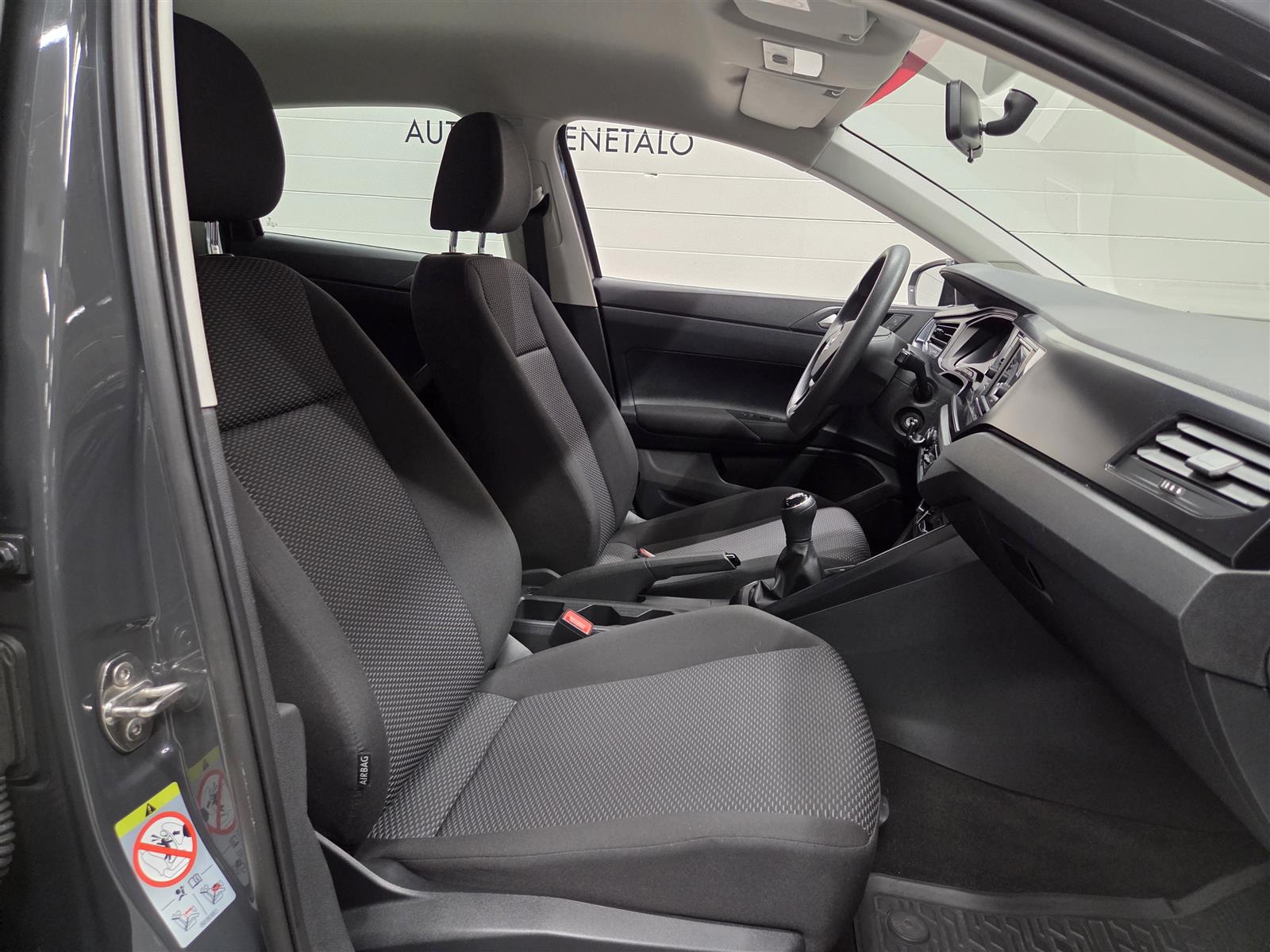 VOLKSWAGEN POLO 2019
