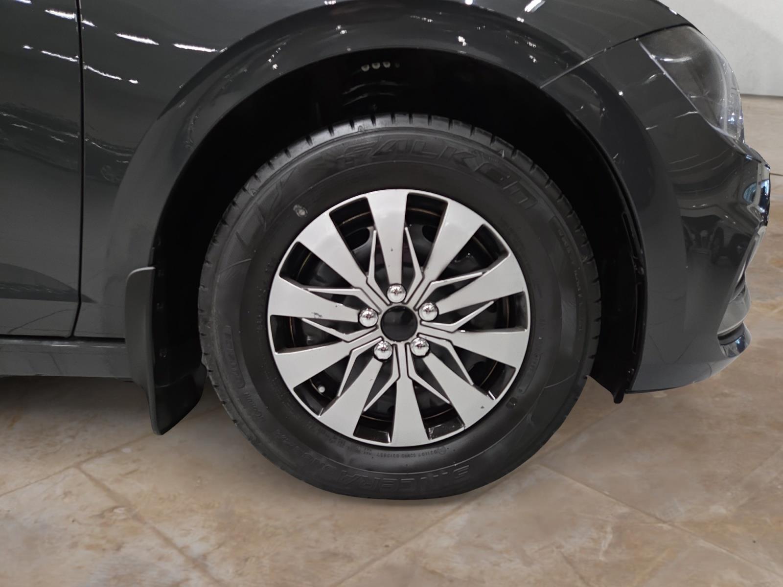 VOLKSWAGEN POLO 2019