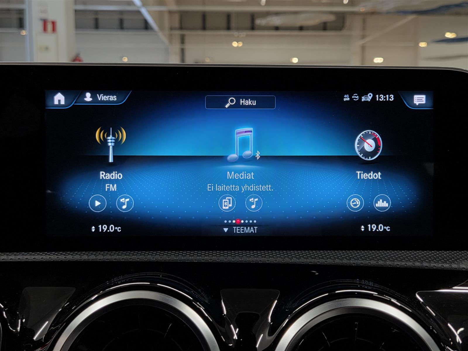 MERCEDES-BENZ A 2020