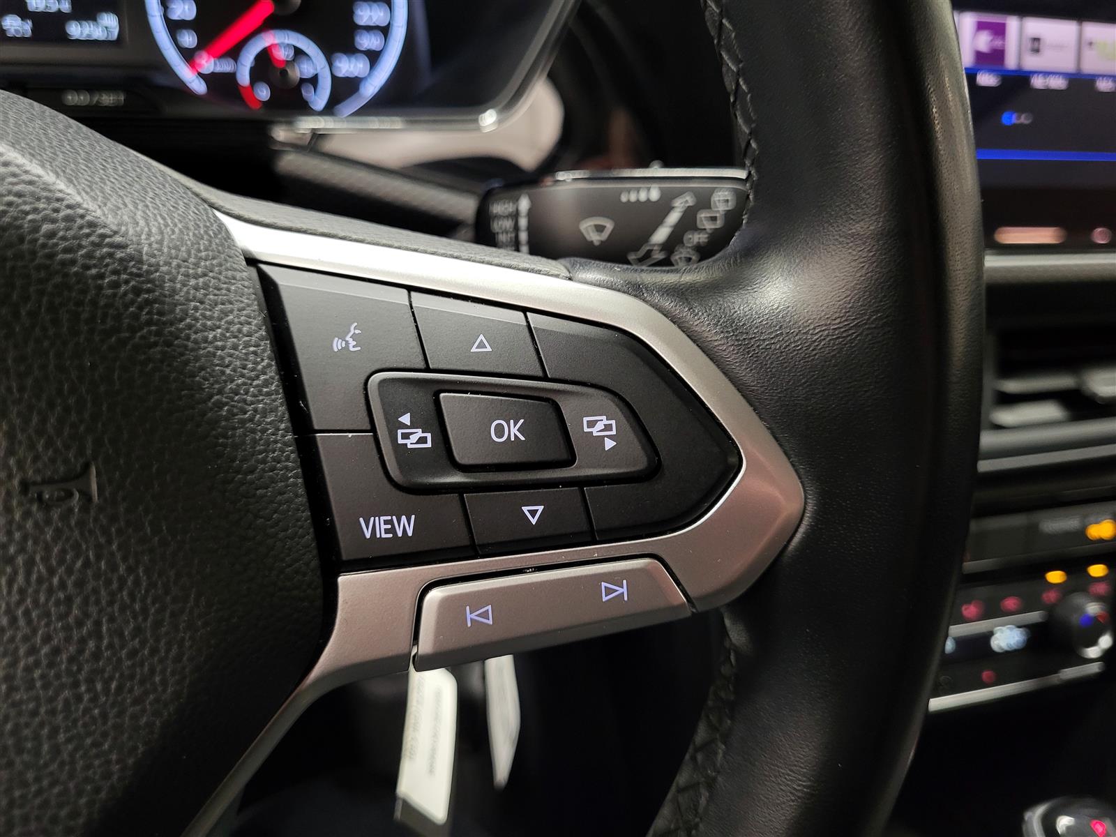 VOLKSWAGEN T-Cross 2019