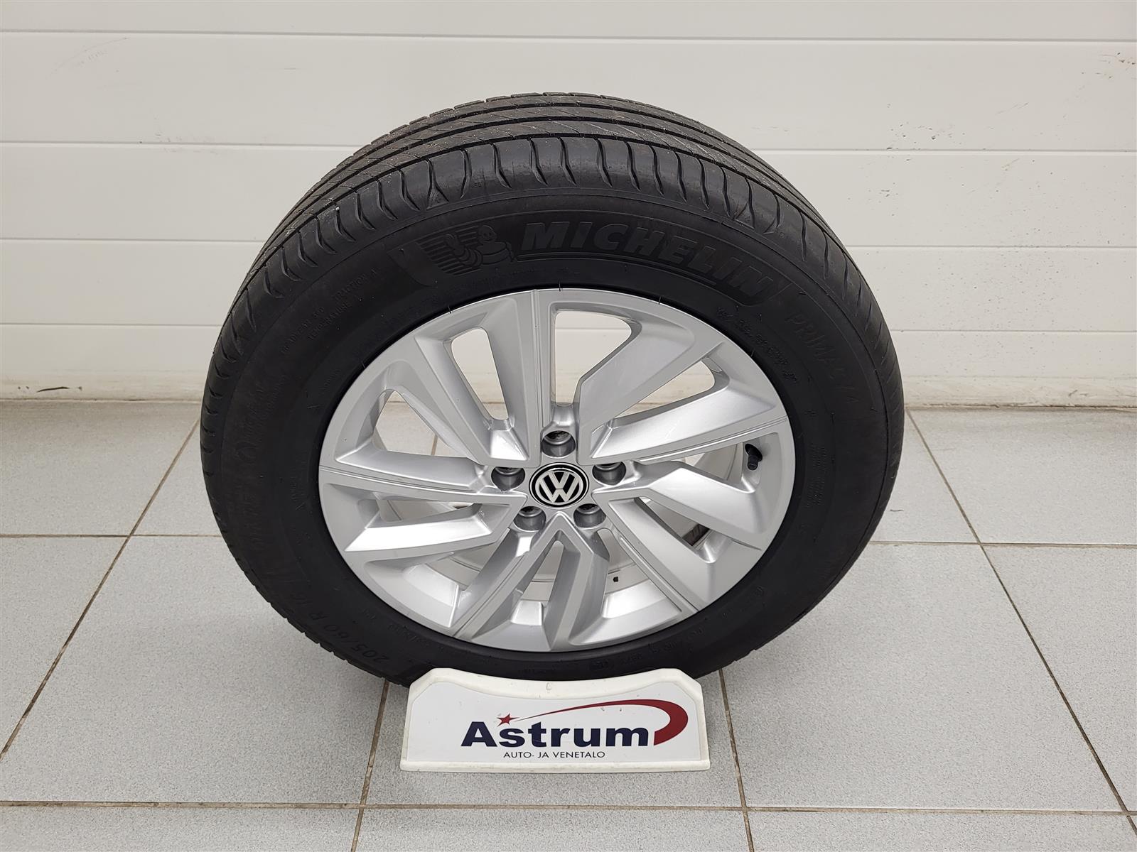 VOLKSWAGEN T-Cross 2019