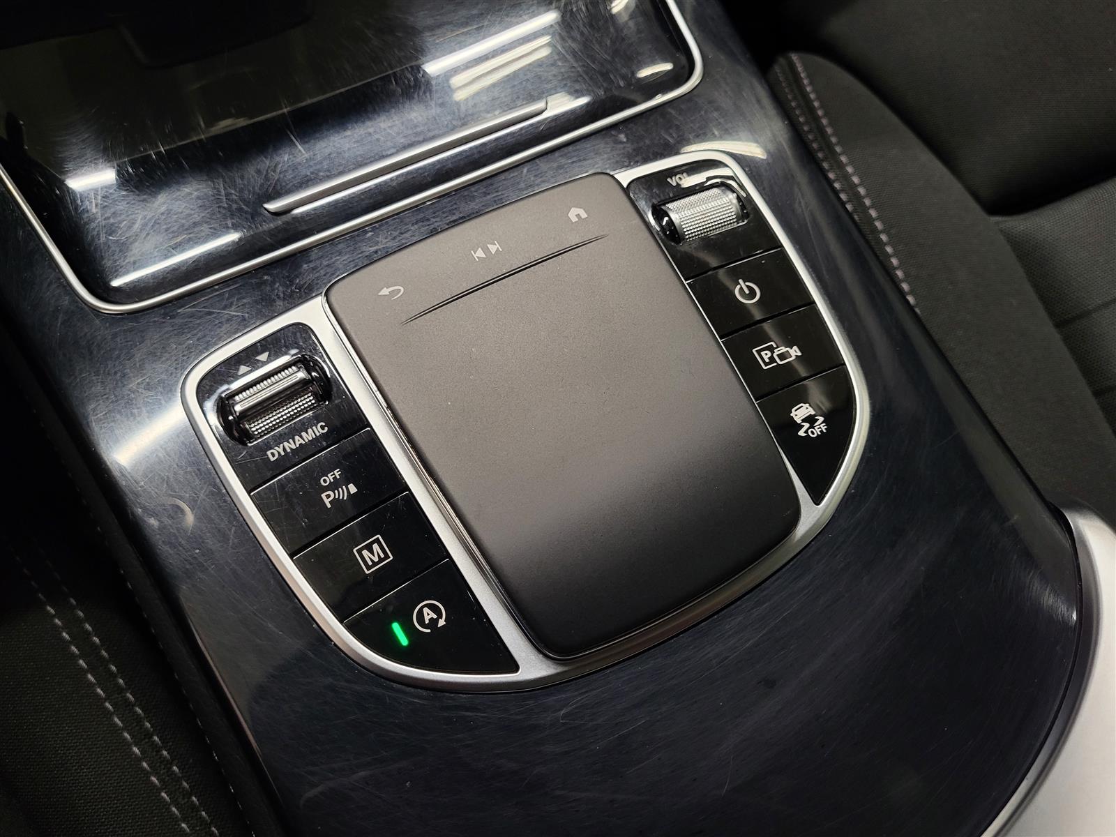 MERCEDES-BENZ GLC 2019