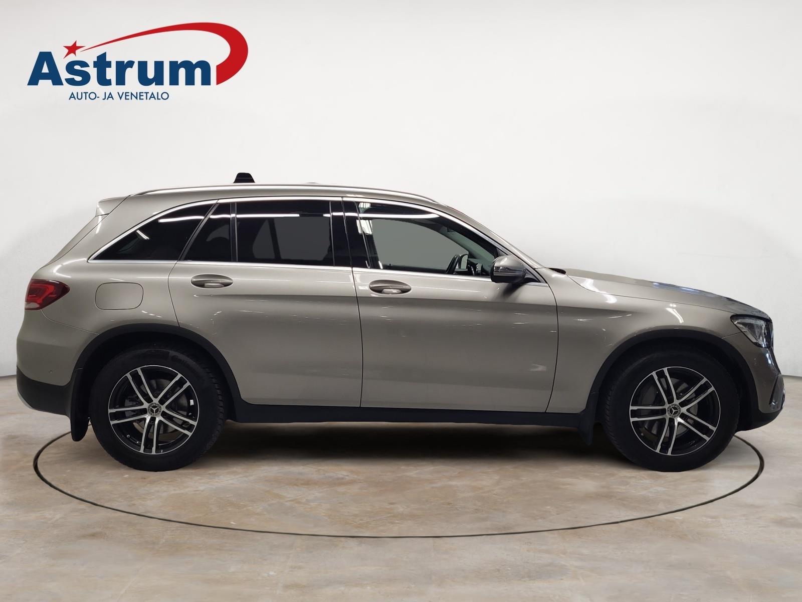 MERCEDES-BENZ GLC 2019