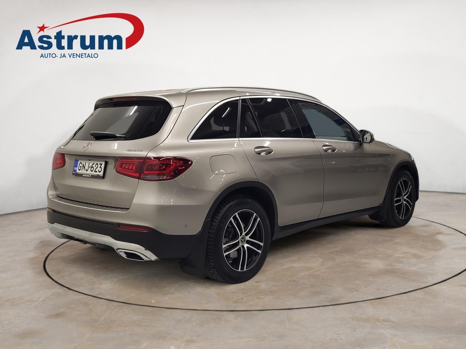 MERCEDES-BENZ GLC 2019