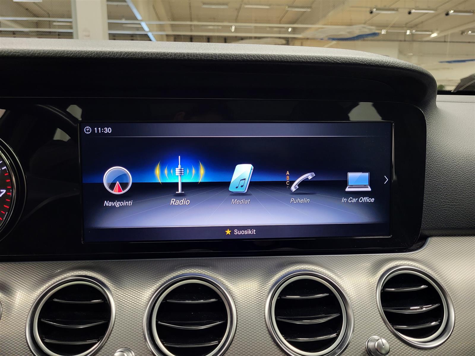 MERCEDES-BENZ E 2018