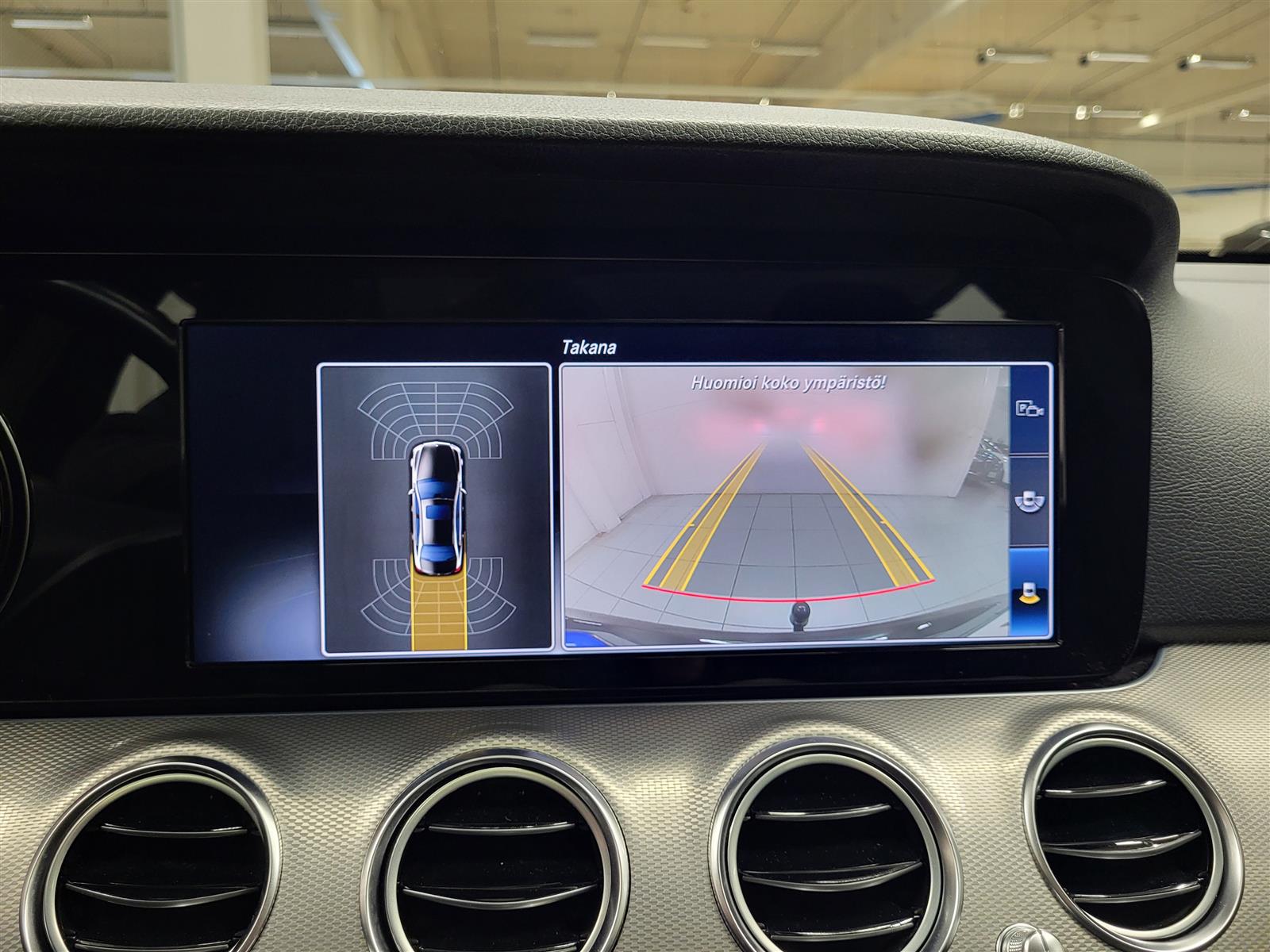 MERCEDES-BENZ E 2018