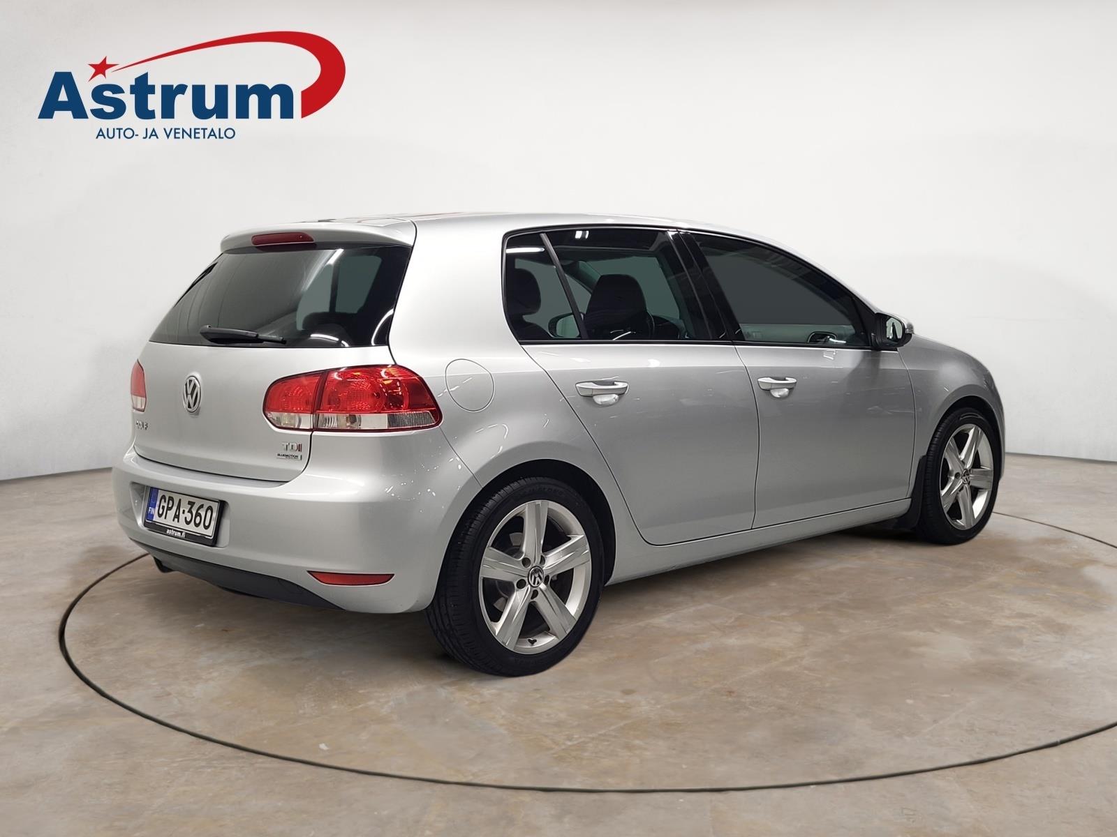 VOLKSWAGEN GOLF 2011