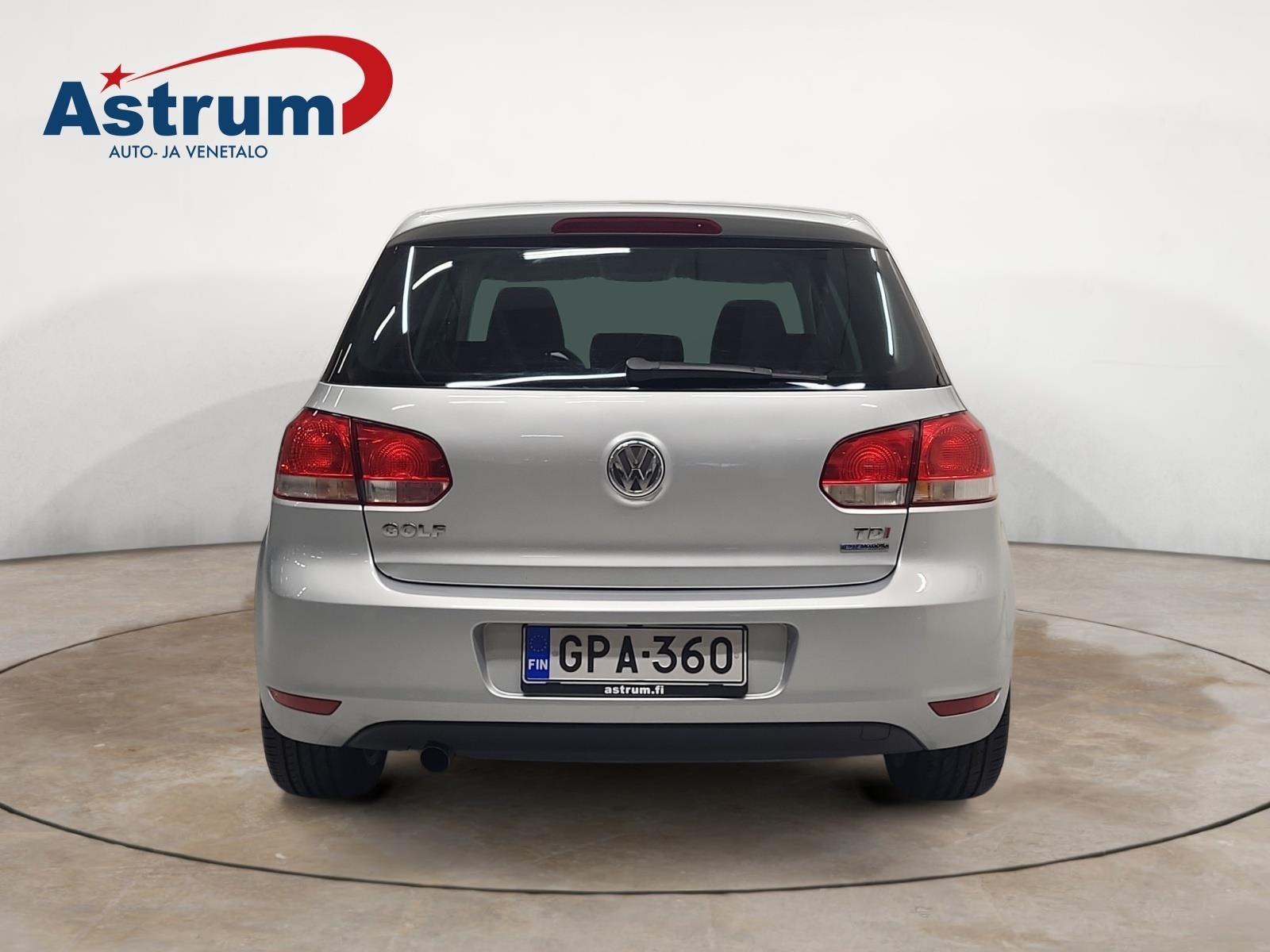 VOLKSWAGEN GOLF 2011